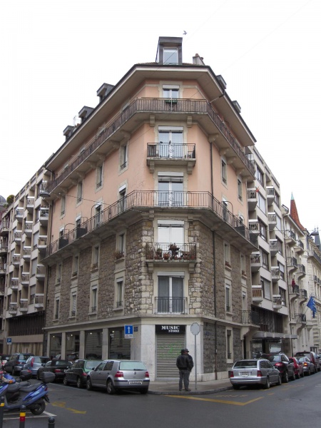 Fichier:VGE Lemanruedu8 IMAHGe VGazzola 201204 RAIM-VdG-0133 4.jpg